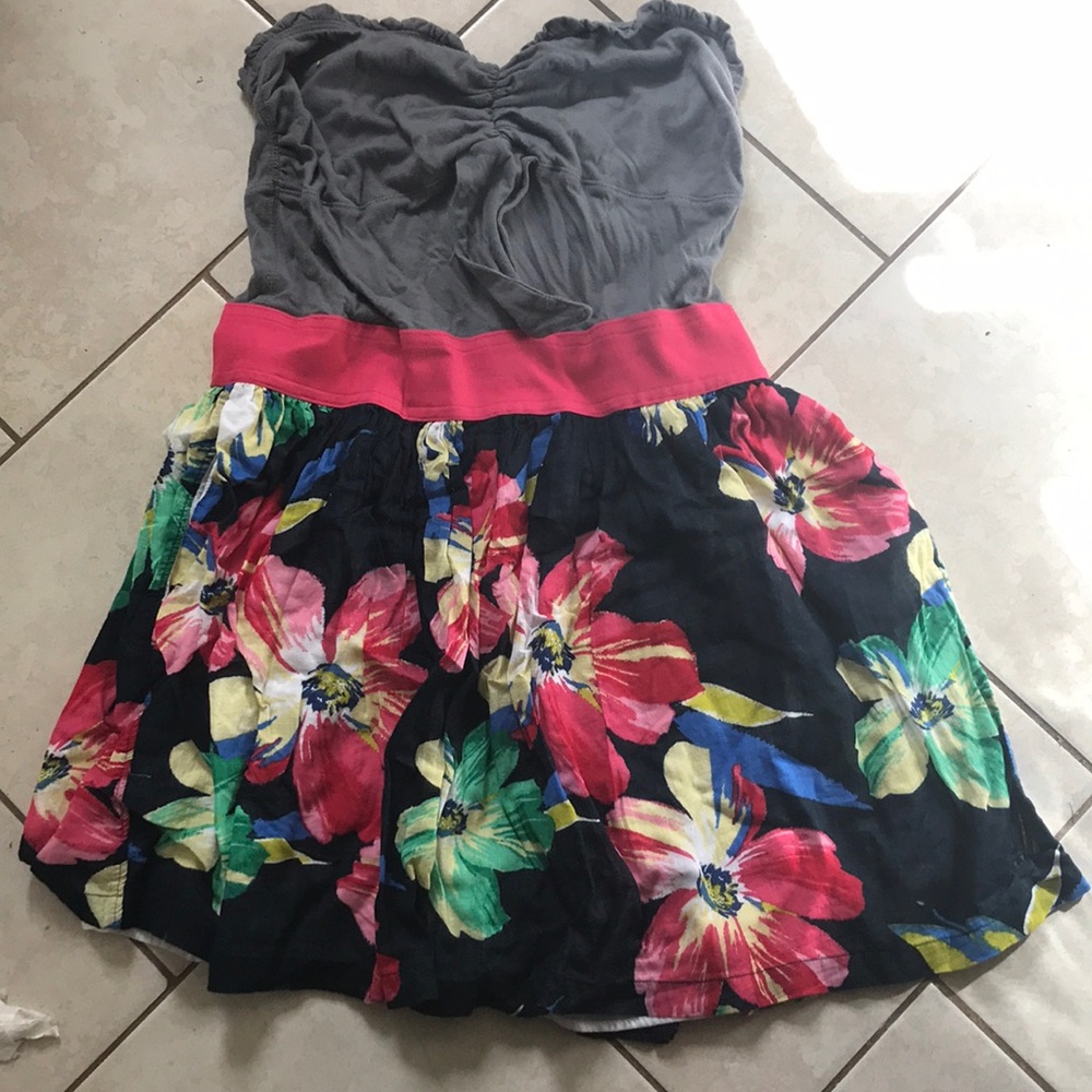 Abercrombie and Fitch dress 👗